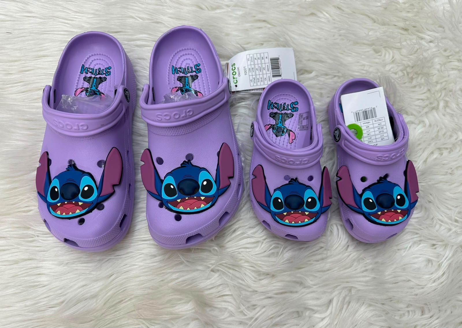 Crocs Stich | 2800 MZN | FRELIMO, Sommerschield, Maputo | MzDeal