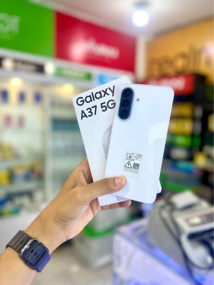 Samsung galaxy A37 5G | 27500 MZN | FRELIMO, Sommerschield, Maputo | MzDeal