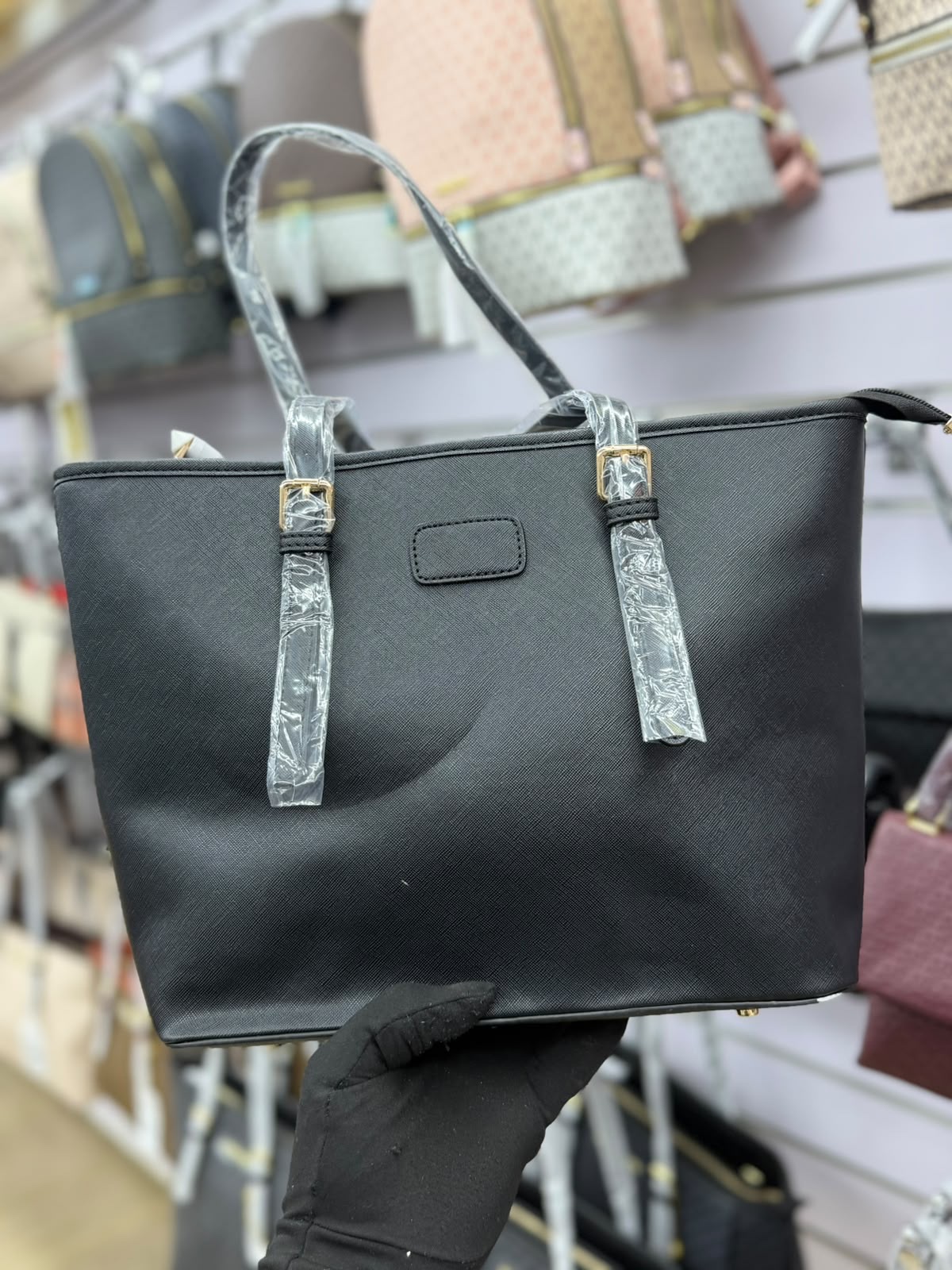 Bolsas Da Aldo | 2000 MZN | FRELIMO, Sommerschield, Maputo | MzDeal