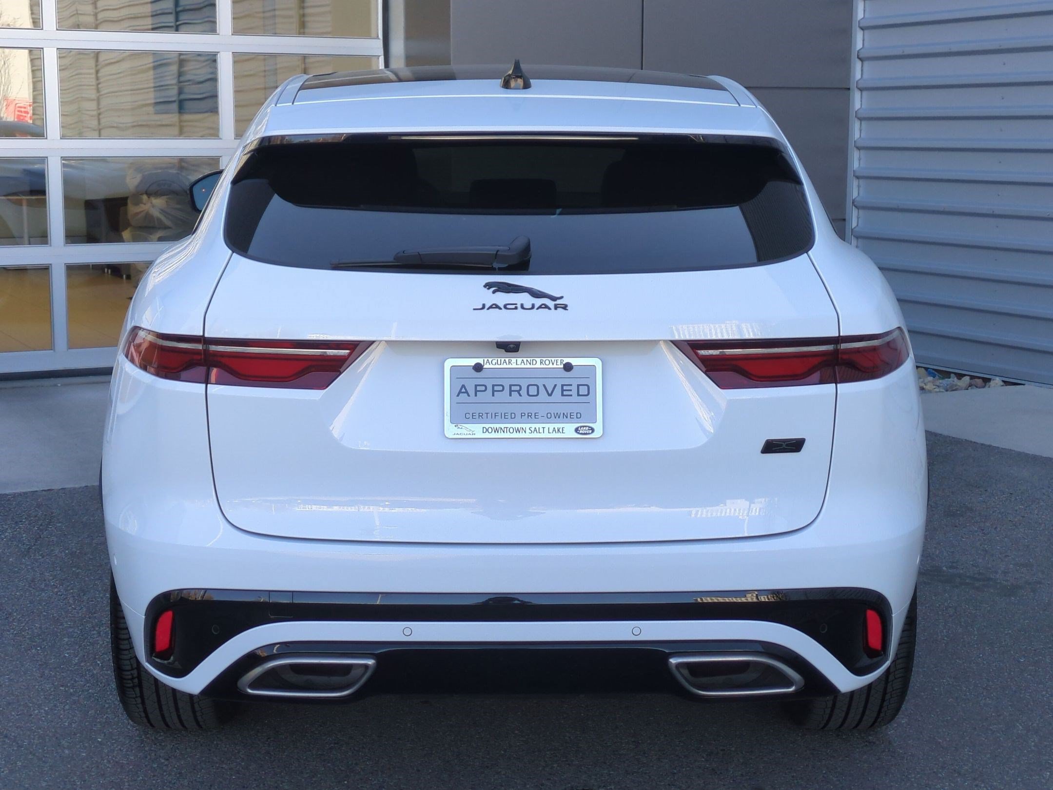 CERTIFIED PRE-OWNED 2026 Jaguar F-PACE R-Dynamic S VIN: SADCT2FU0TA758496 STOCK: TA758496R | 3800000 MZN | Costa do Sol, Maputo | MzDeal