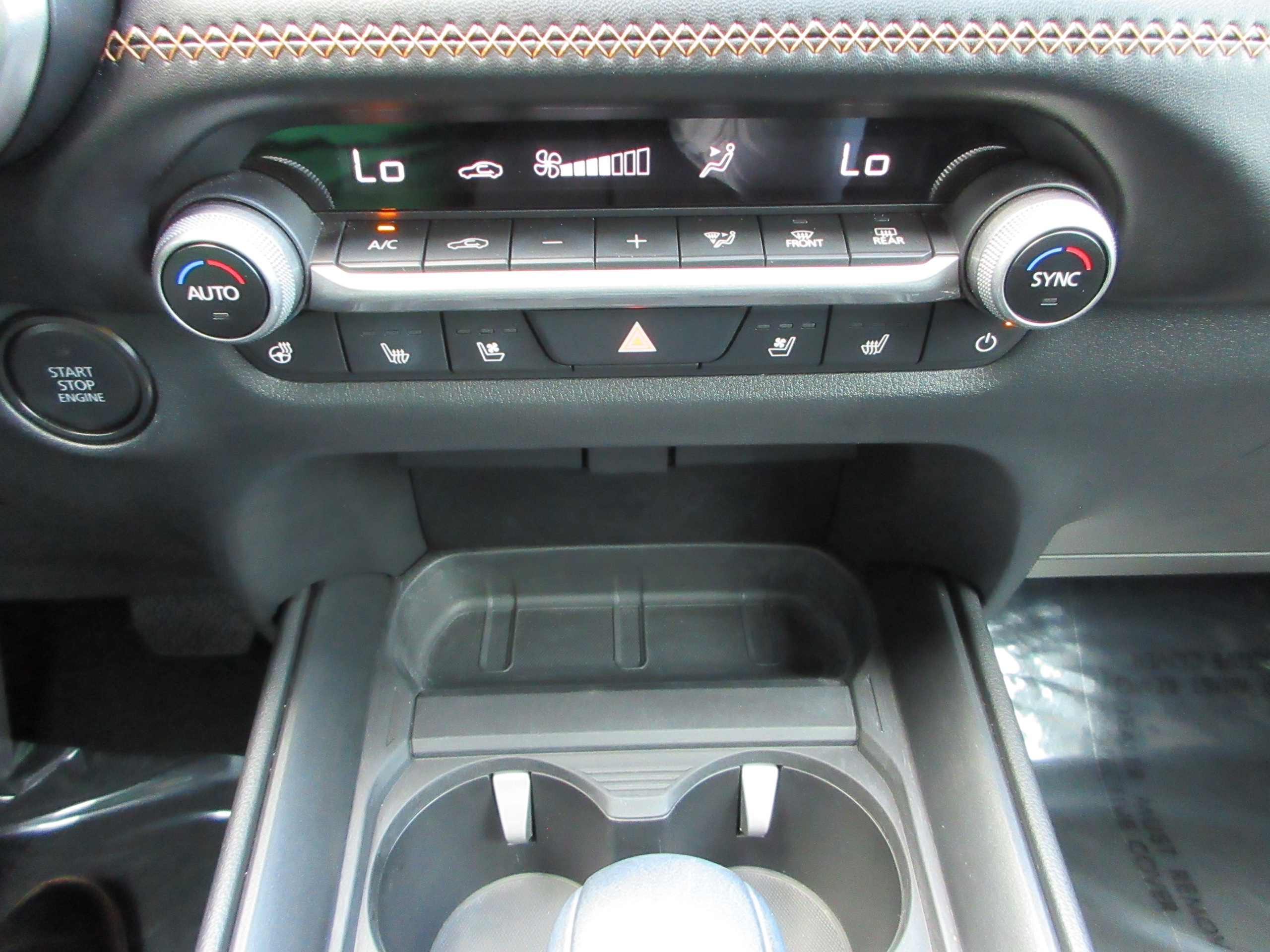 2025 Mazda CX-50 2.5 Turbo Premium Package VIN: 7MMVABDY3SN307554 STOCK: SN307554T | 4800000 MZN | Costa do Sol, Maputo | MzDeal
