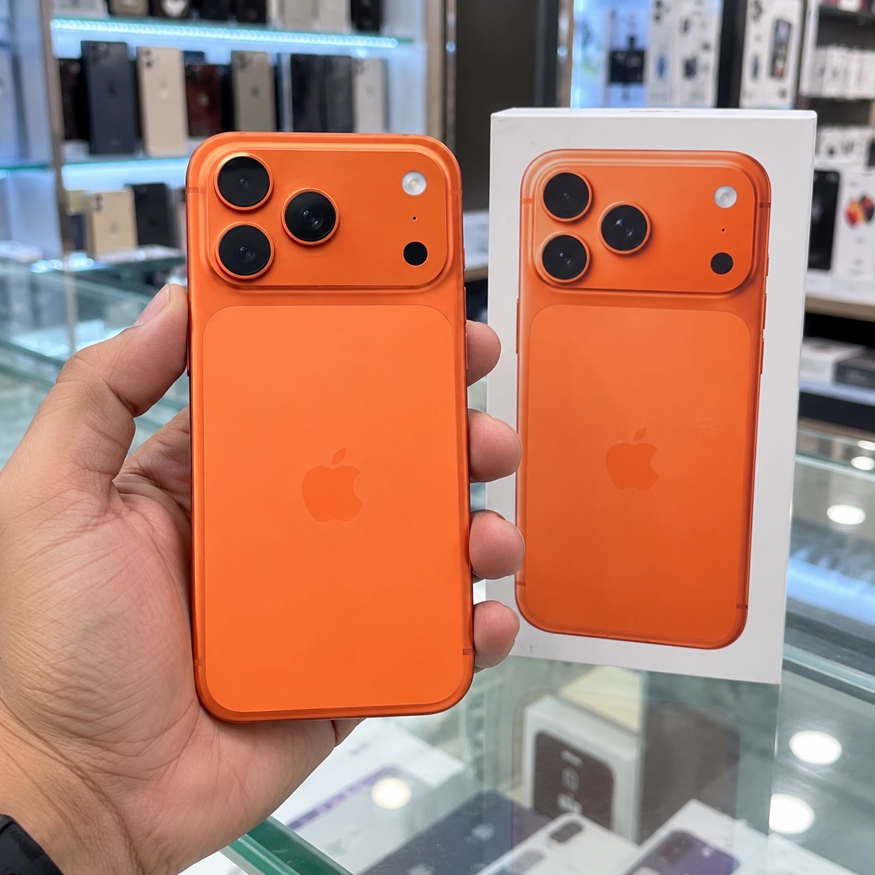 Apple iPhone 17 Pro Max 256GB – 1 SIM + eSIM | 5G | 6.3” Super Retina XDR | A19 | 115000 MZN | FRELIMO, Sommerschield, Maputo | MzDeal