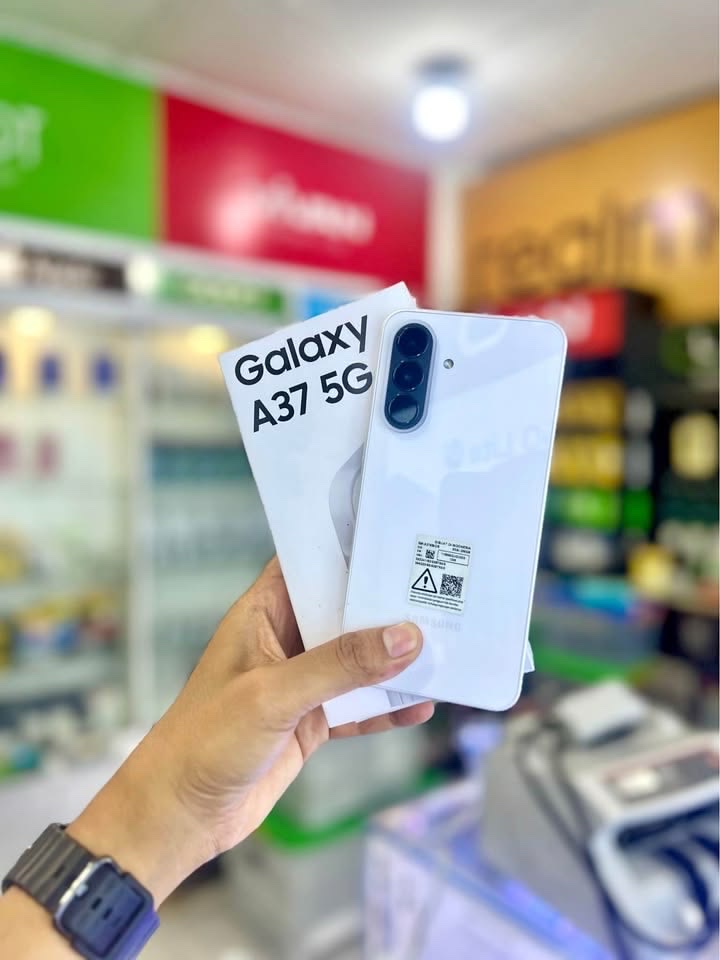 Samsung galaxy A37 5G | 27500 MZN | FRELIMO, Sommerschield, Maputo | MzDeal