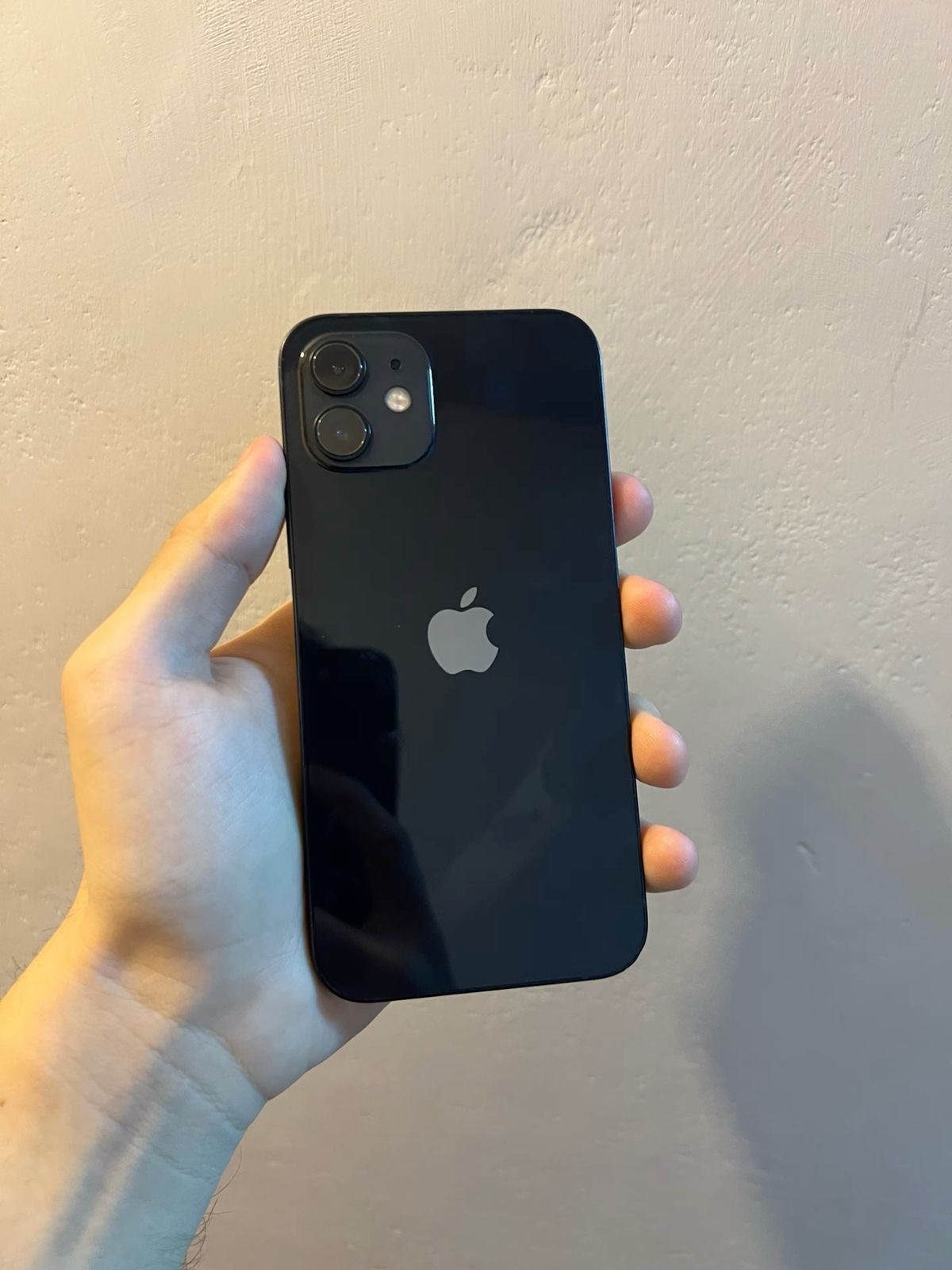 iPhone 12 Normal | 23000 MZN | FRELIMO, Sommerschield, Maputo | MzDeal