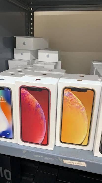 Apple iPhone XR — 64GB / 128GB | Preto | Selados | 17000 MZN | FRELIMO, Sommerschield, Maputo | MzDeal