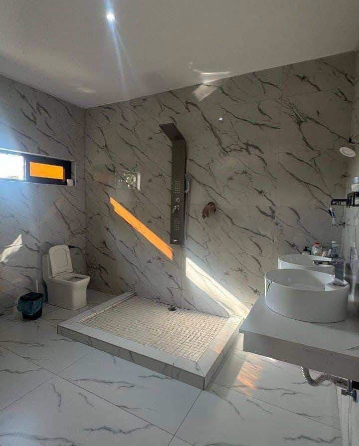 Casa tipo 4 rés do chão 1 andar moderna e luxuosa | 9300000 MZN | Avenida Agostinho Neto, Sommerschield, Gaza | MzDeal