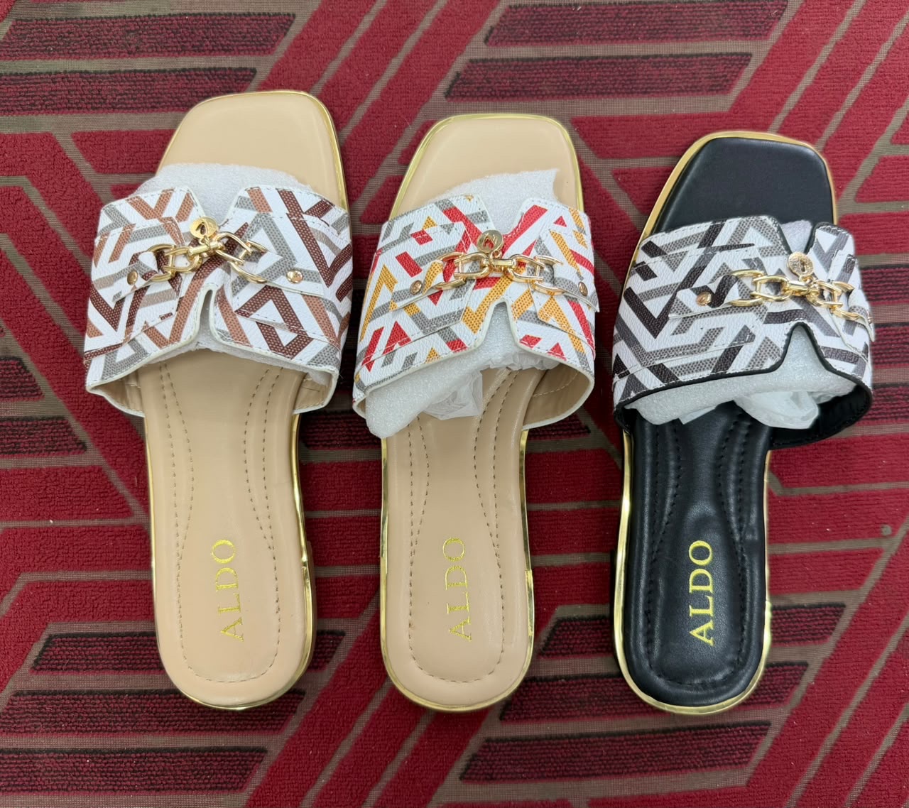 Chinelos Aldo | 1400 MZN | FRELIMO, Sommerschield, Maputo | MzDeal