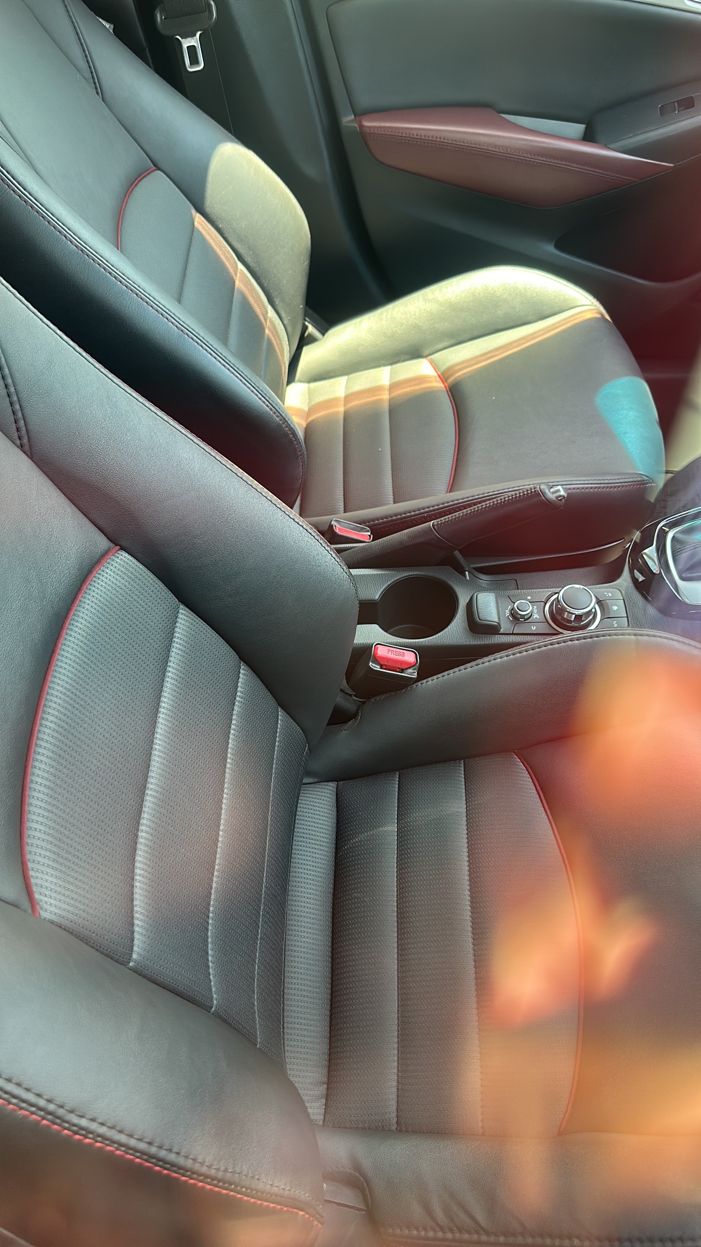 Mazda CX-3 — Vermelho Metálico | 690000 MZN | FRELIMO, Sommerschield, Maputo | MzDeal